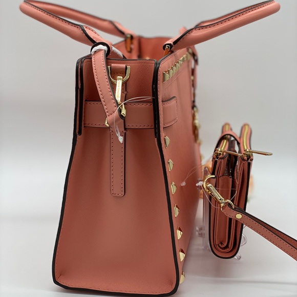 MICHAEL KORS RAYNE MD EW SATCHEL & WRISTLET SET - Picture 10 of 16